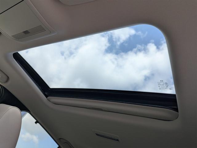 Photo of 2025 Deep Crystal Blue Mica Mazda CX-90
