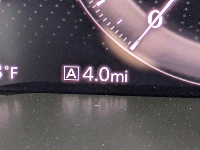 Photo of 2025 Rhodium White Premium Mazda CX-90