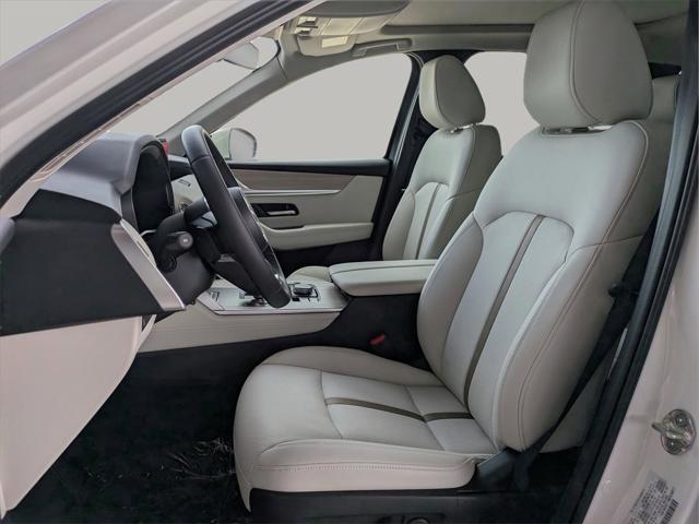 Photo of 2025 Rhodium White Premium Mazda CX-90