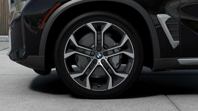 Photo of 2026 Black Sapphire Metallic BMW X5