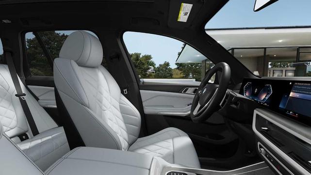 Photo of 2026 Black Sapphire Metallic BMW X5