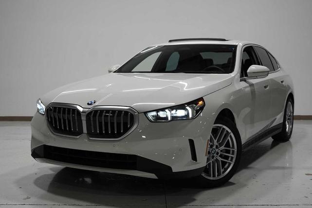 2024 BMW 530
