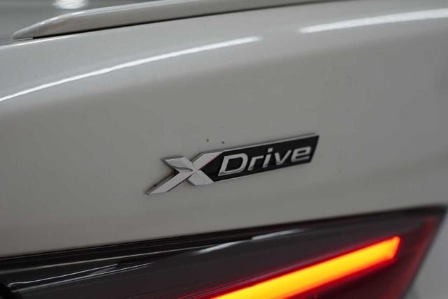 Photo of 2023 Mineral White Metallic BMW 430