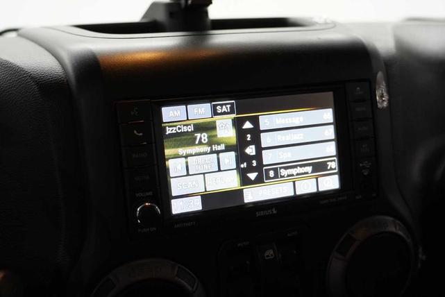 Photo of 2017 Black Clearcoat Jeep Wrangler