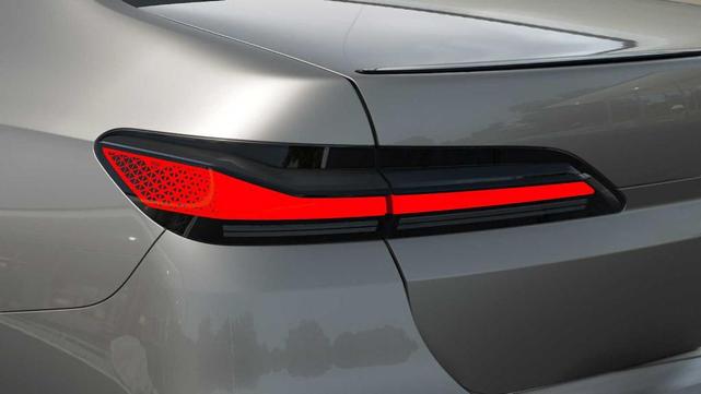 Photo of 2026 Gray Metallic BMW 740