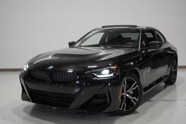 2024 BMW 230