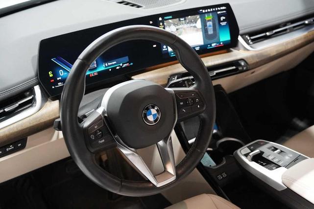 Photo of 2023 Space Silver BMW X1