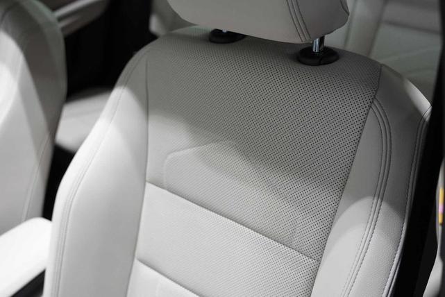 Photo of 2023 Space Silver BMW X1