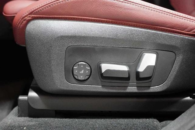 Photo of 2023 Tanzanite Blue II Metallic BMW X4