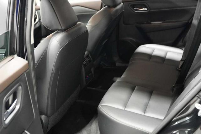 Photo of 2023 Black Nissan Rogue