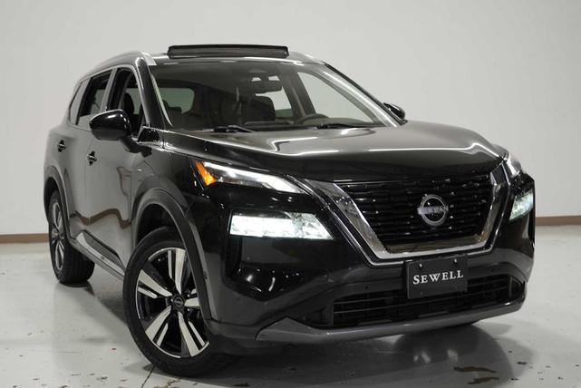 Photo of 2023 Black Nissan Rogue