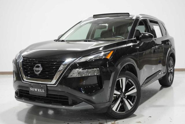 Photo of 2023 Black Nissan Rogue