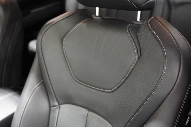 Photo of 2023 Majestic White INFINITI QX60