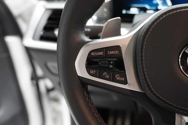 Photo of 2026 Alpine White BMW X6
