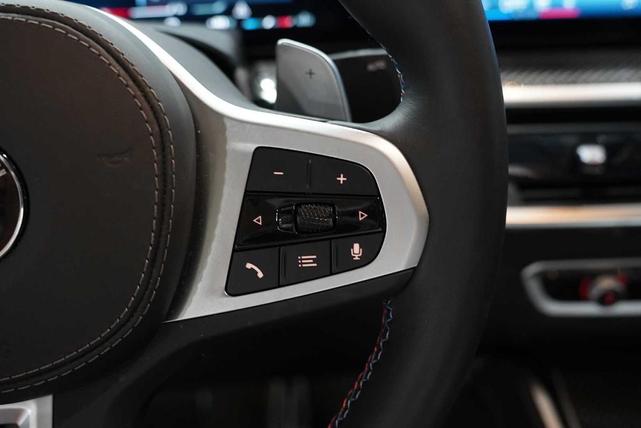 Photo of 2026 Alpine White BMW X6