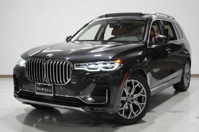 2022 BMW X7