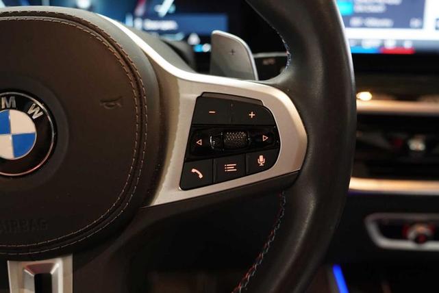 Photo of 2024 Mineral White Metallic BMW X5