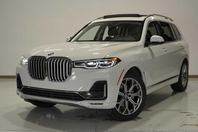 2021 BMW X7