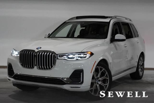 2021 BMW X7