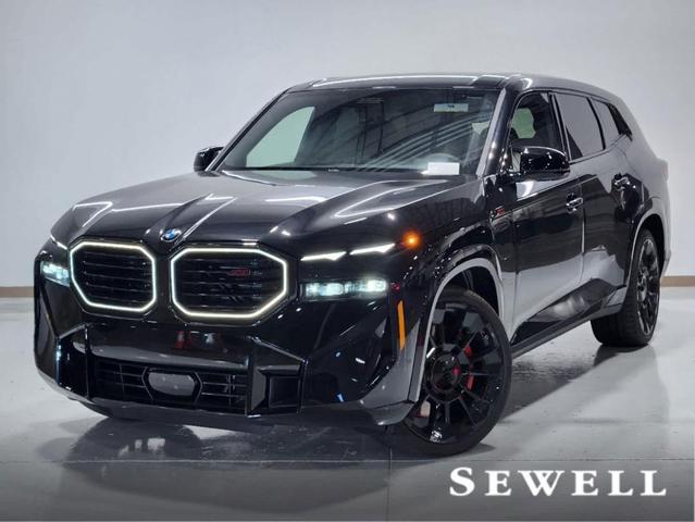 2025 BMW Xm