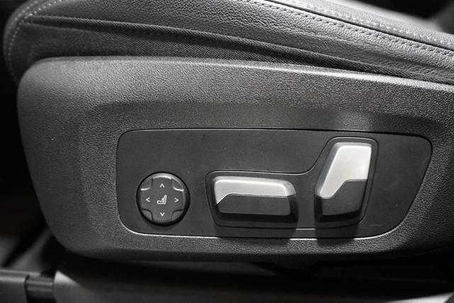 Photo of 2023 Black Sapphire Metallic BMW X3