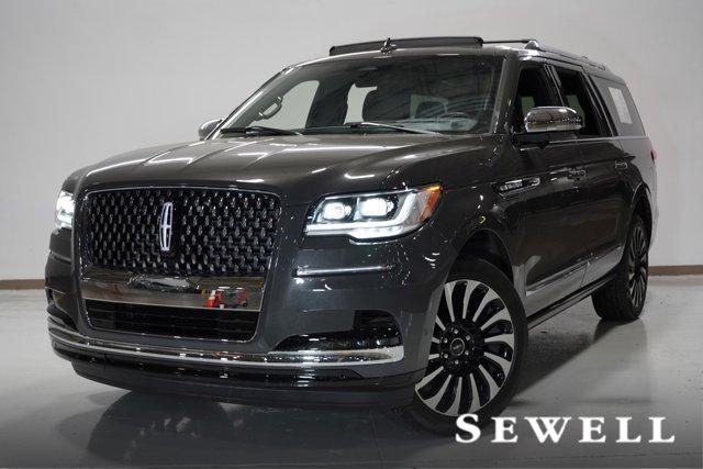 2022 Lincoln Navigator L