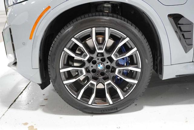 Photo of 2026 Gray Metallic BMW X5 PHEV