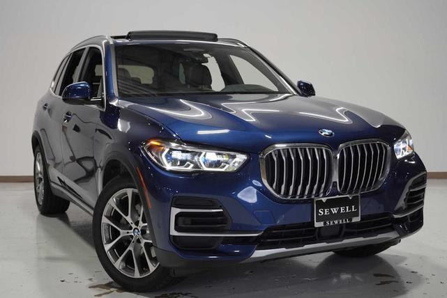 Photo of 2022 Phytonic Blue Metallic BMW X5
