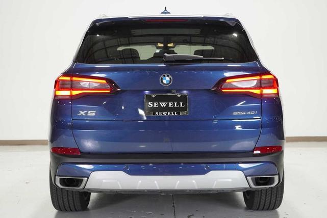 Photo of 2022 Phytonic Blue Metallic BMW X5