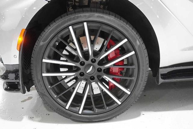 Photo of 2024 Silver Aston Martin DBX