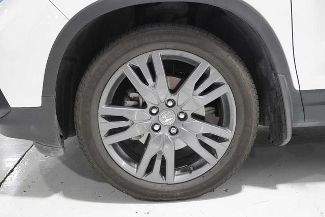 Photo of 2021 Platinum White Pearl Honda Passport
