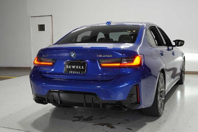 Photo of 2023 Portimao Blue Metallic BMW M340