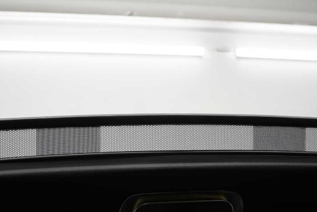 Photo of 2024 MANUFAKTUR Moonlight White Metallic Mercedes-Benz S-Class