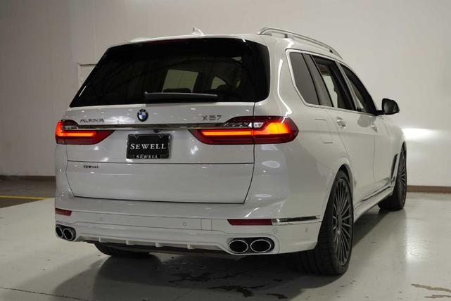 Photo of 2021 Mineral White Metallic BMW X7