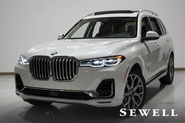 2022 BMW X7