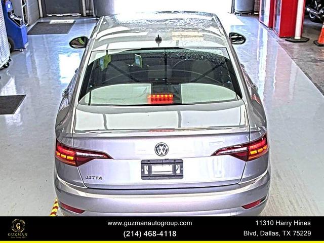 Photo of 2019 Pyrite Silver Metallic Volkswagen Jetta