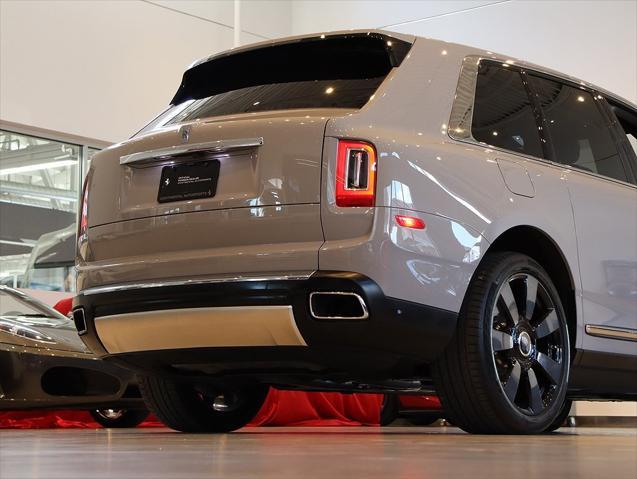 Photo of 2023 Tempest Gray Rolls-Royce Cullinan
