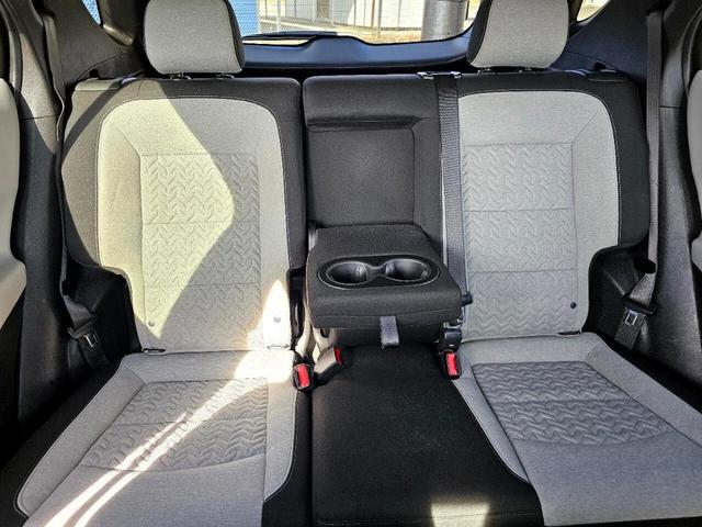 Photo of 2022 White Chevrolet Equinox