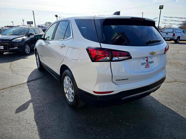 Photo of 2022 White Chevrolet Equinox