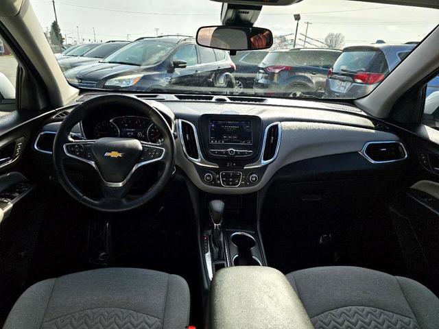 Photo of 2022 White Chevrolet Equinox