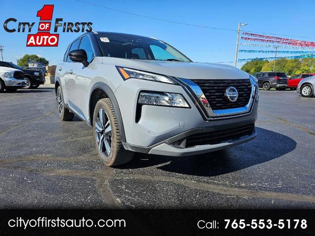 Photo of 2021 Solid Gray / Black Nissan Rogue