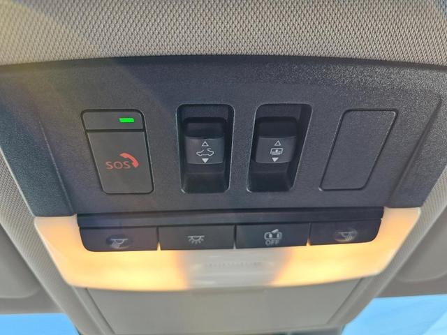 Photo of 2021 Solid Gray / Black Nissan Rogue
