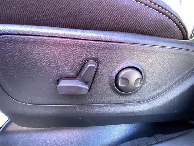 Photo of 2026 Granite Crystal Metallic Clearcoat RAM 1500