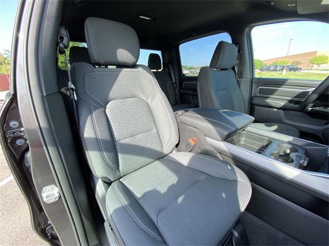 Photo of 2026 Granite Crystal Metallic Clearcoat RAM 1500