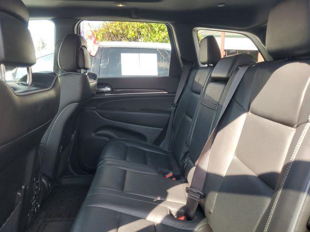 Photo of 2021 Granite Crystal Metallic Clearcoat Jeep Grand Cherokee