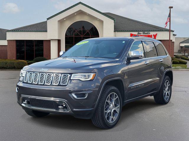 Photo of 2021 Granite Crystal Metallic Clearcoat Jeep Grand Cherokee