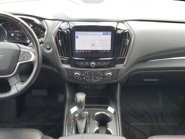 Photo of 2021 Mosaic Black Metallic Chevrolet Traverse