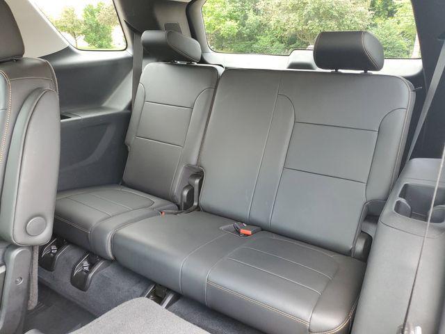 Photo of 2021 Mosaic Black Metallic Chevrolet Traverse