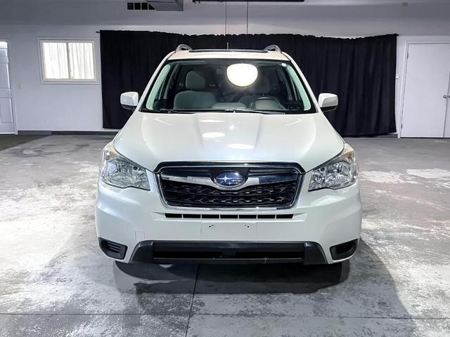 Photo of 2014 Satin White Pearl Subaru Forester