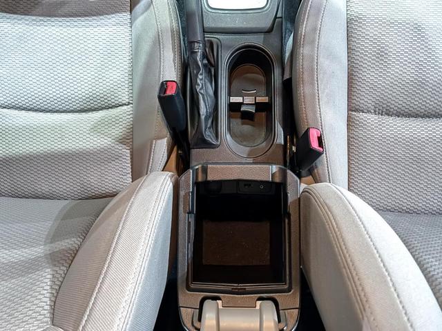 Photo of 2014 Satin White Pearl Subaru Forester